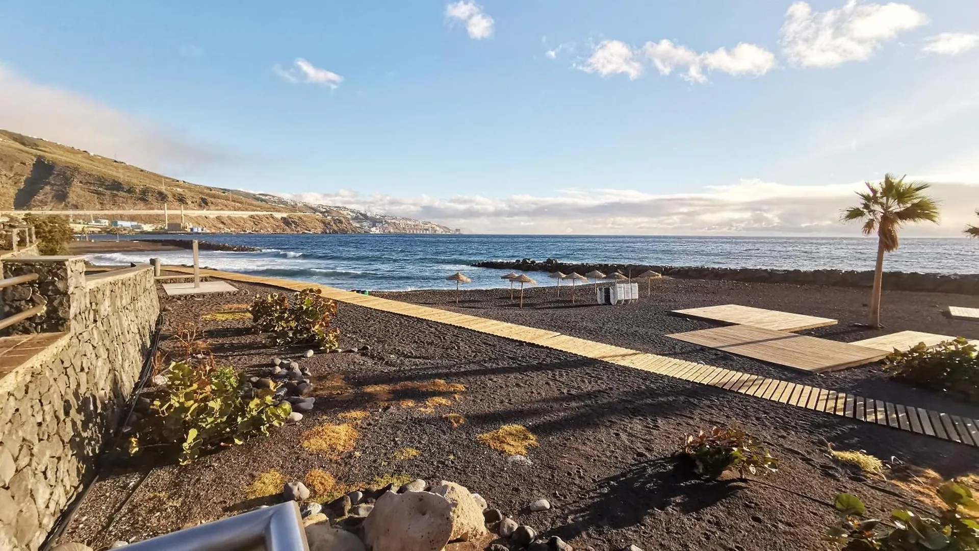 Home2Book Stunning Sea Front Caletillas, Pool Candelaria İspanya
