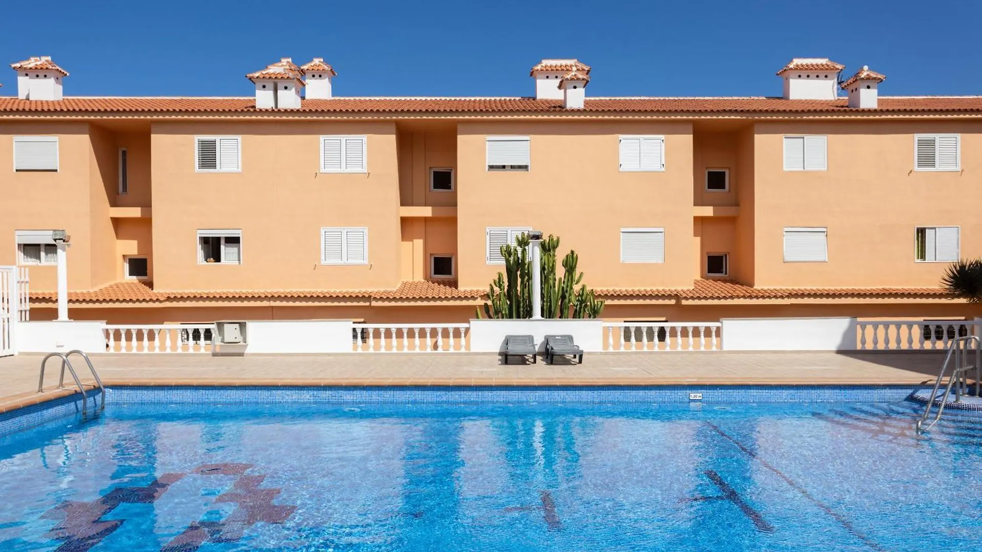 Daire Home2Book Stunning Sea Front Caletillas, Pool Candelaria